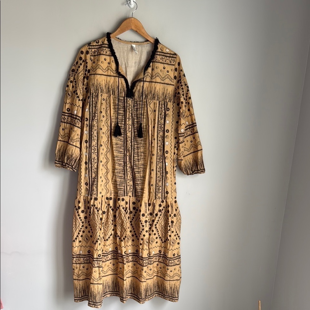 tensione in tiered midi dress